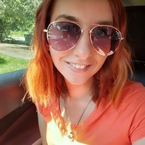 Meet your Posher, Markia